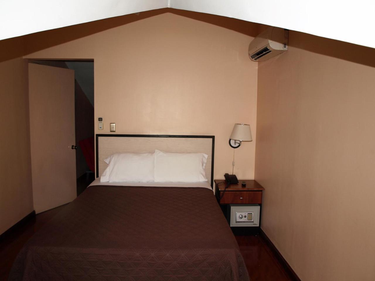 Hotel The Palm House Inn San José Dış mekan fotoğraf